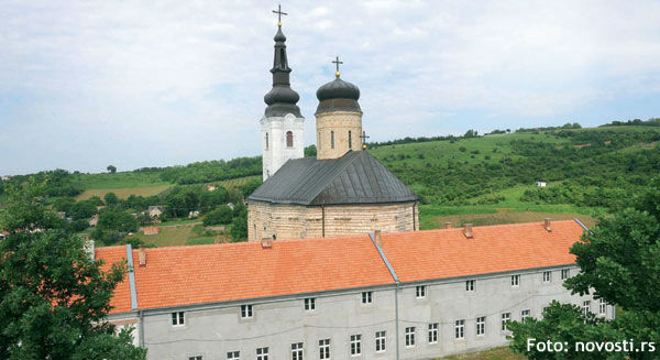 Manastir sisatovac 2